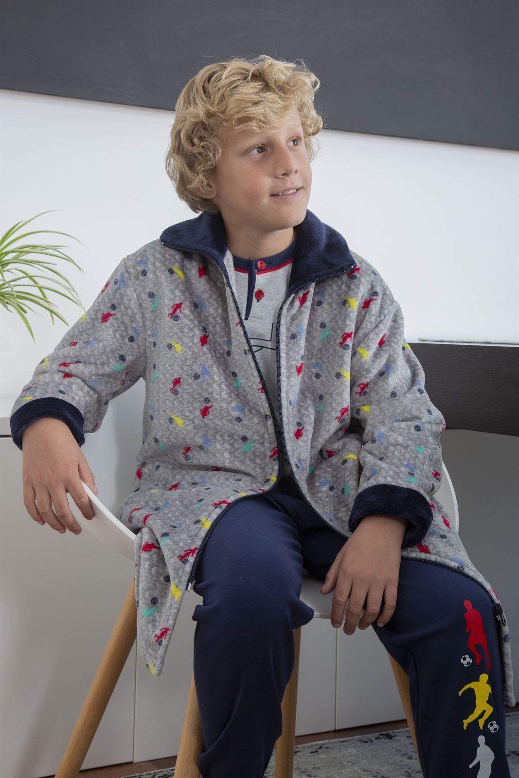 Bata niño gris fútbol MUSLHER NIÑO