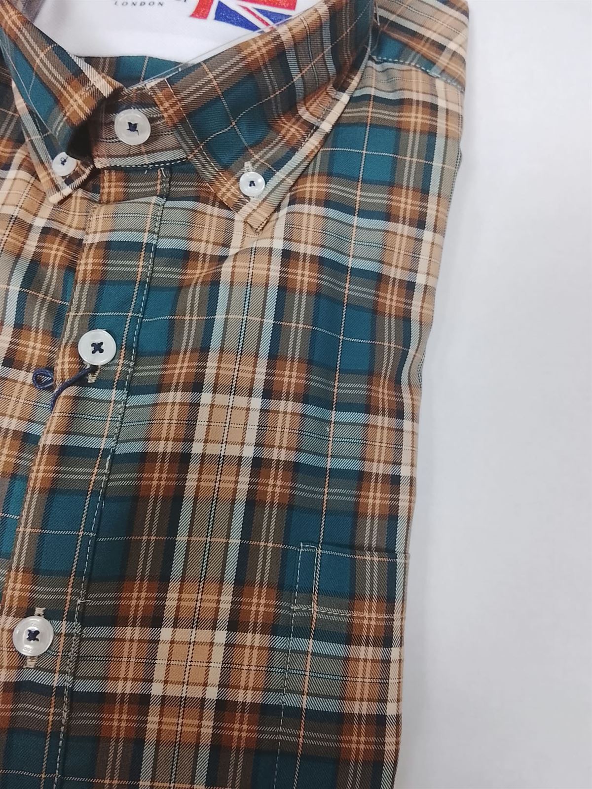 Camisa verde - Imagen 2