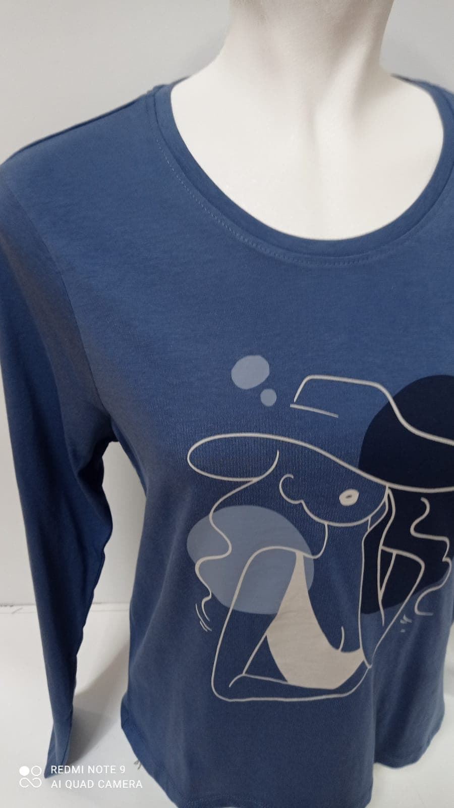 Camiseta azul - Imagen 2