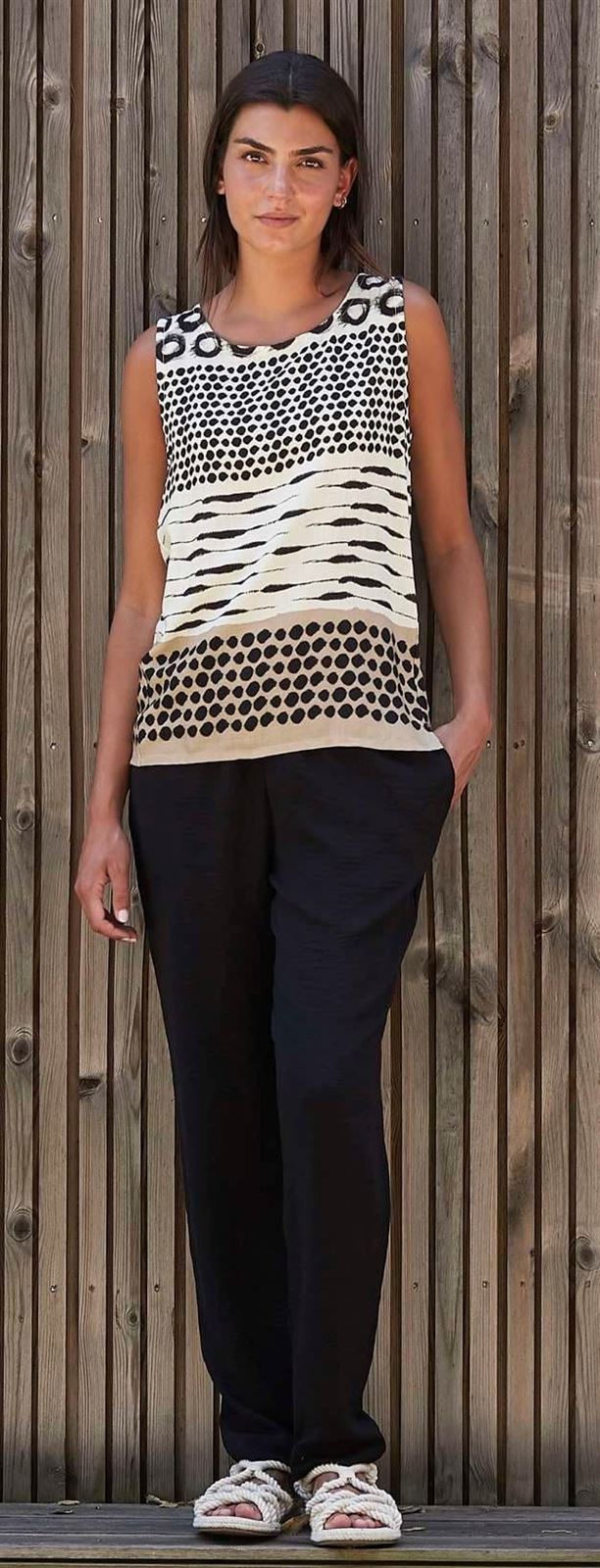 Camiseta beige - Imagen 1