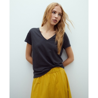 Camiseta gris - Imagen 1