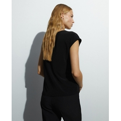 Camiseta negra - Imagen 2