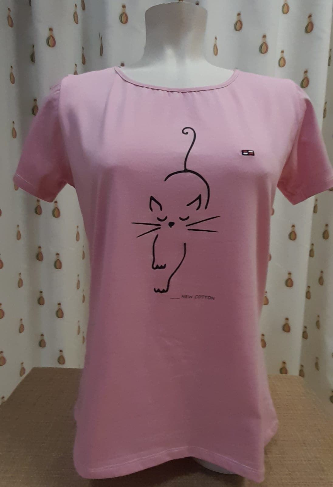 Camiseta rosa - Imagen 1