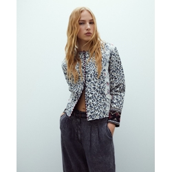 Chaqueta estampada negra - Imagen 1