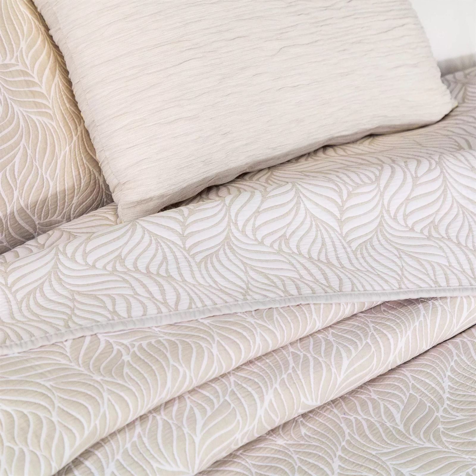 Cubrecama MALTES beige - Imagen 2