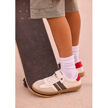 Deportiva blanca - Imagen 2