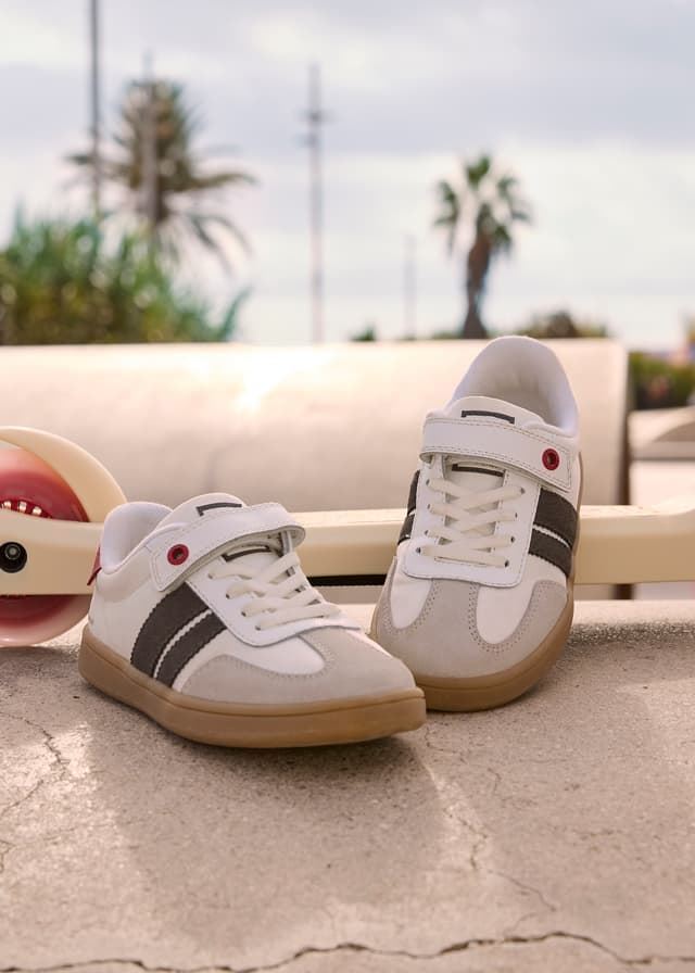 Deportiva blanca - Imagen 3