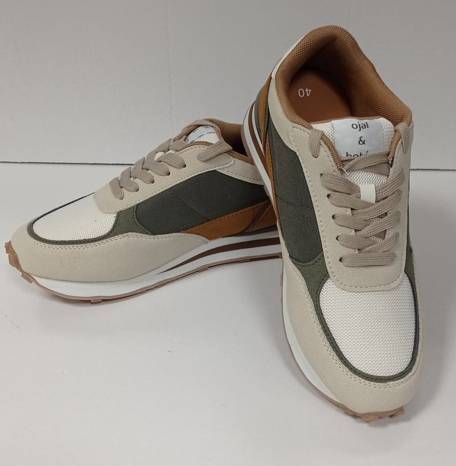 Deportiva KAKI/ARENA - Imagen 2