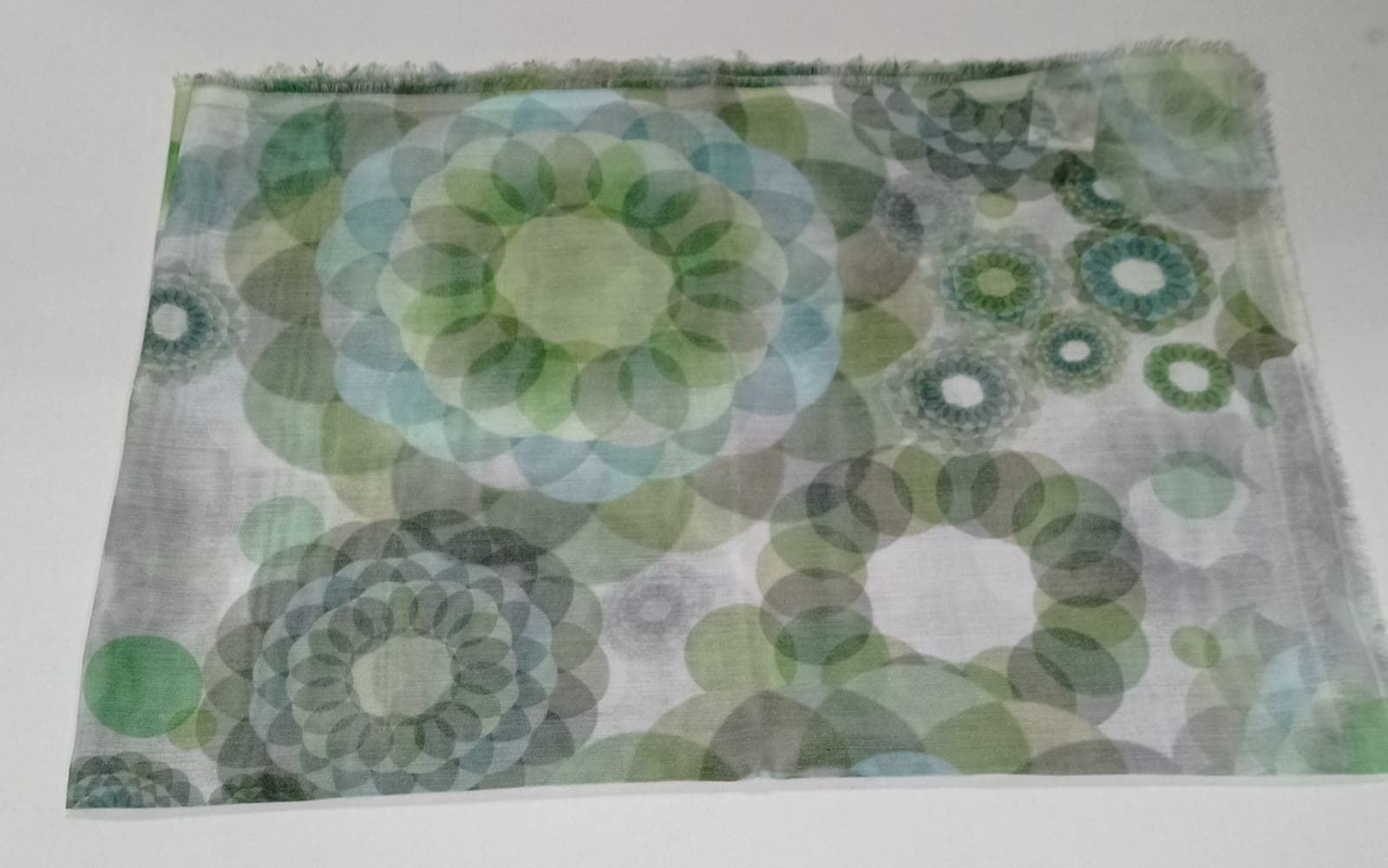 Fular círculo verde - Imagen 1