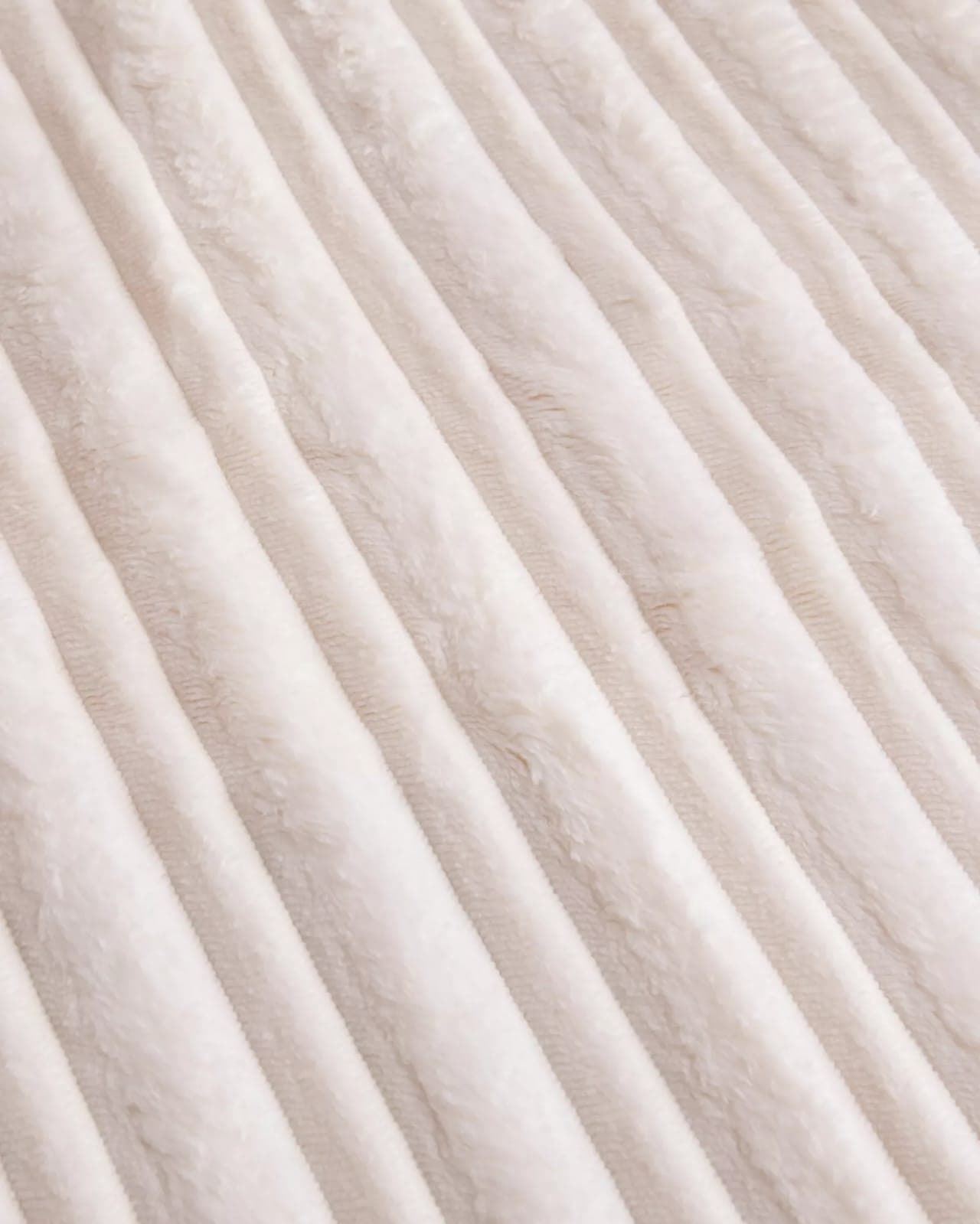 Manta jacquard sherpa Keila crema - Imagen 4