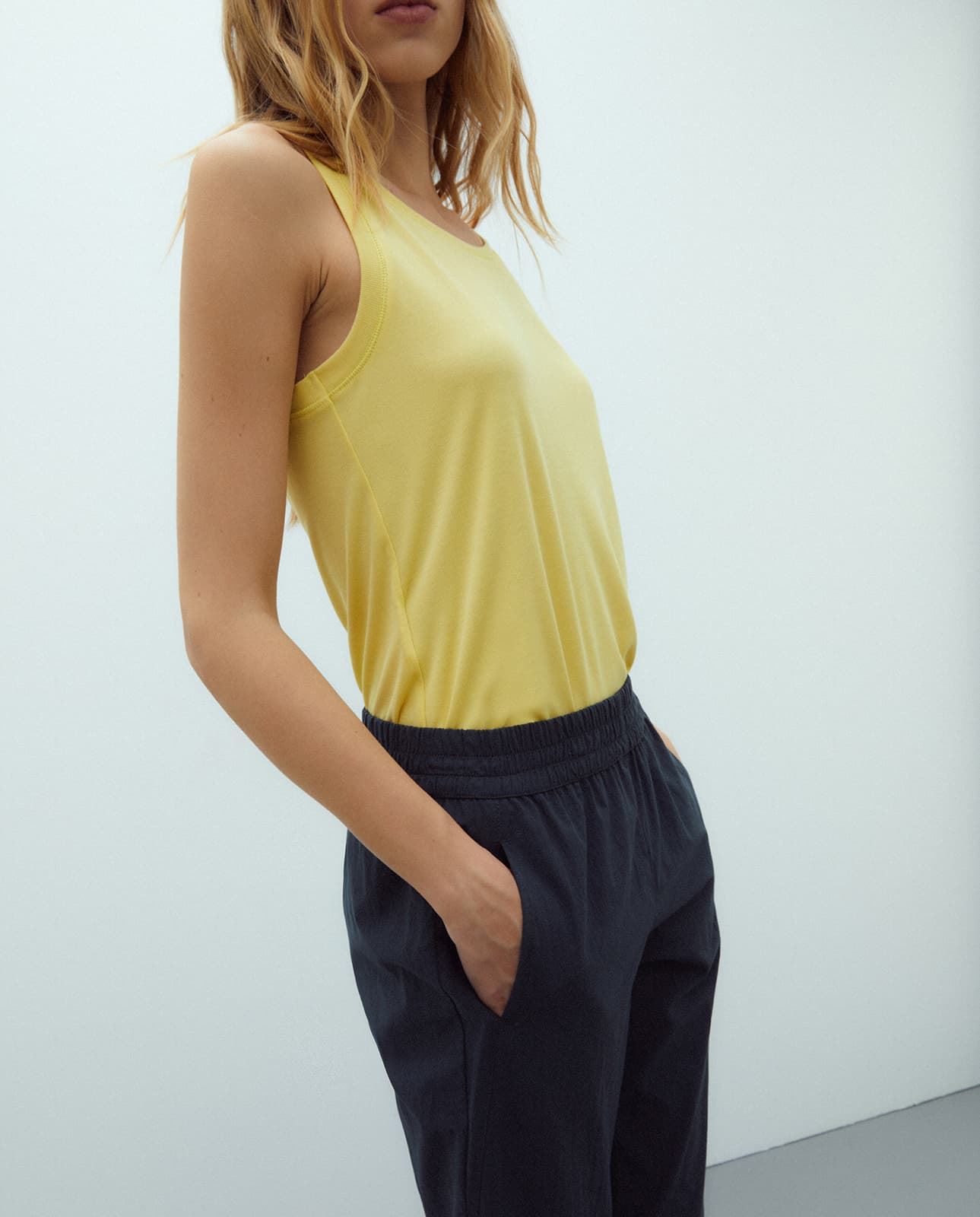 Pantalón gris - Imagen 3