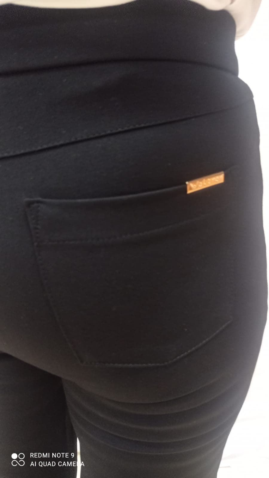 Pantalón negro - Imagen 4