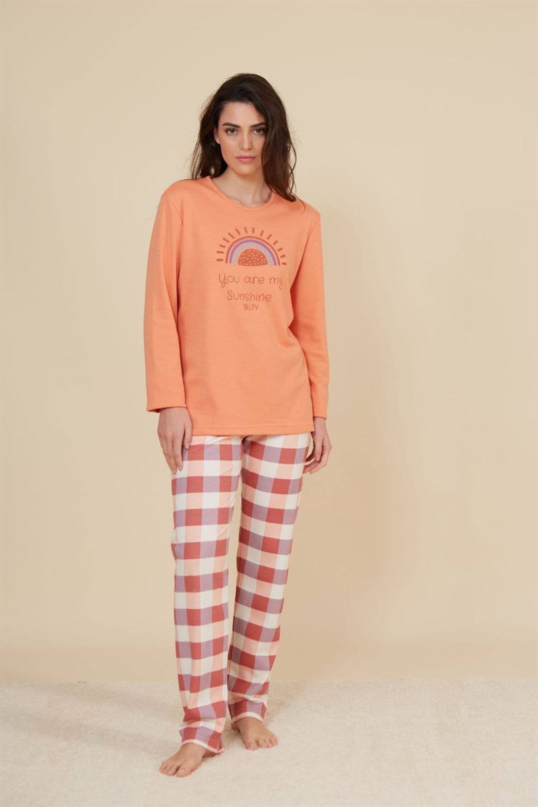 Pijama único naranja - Imagen 1