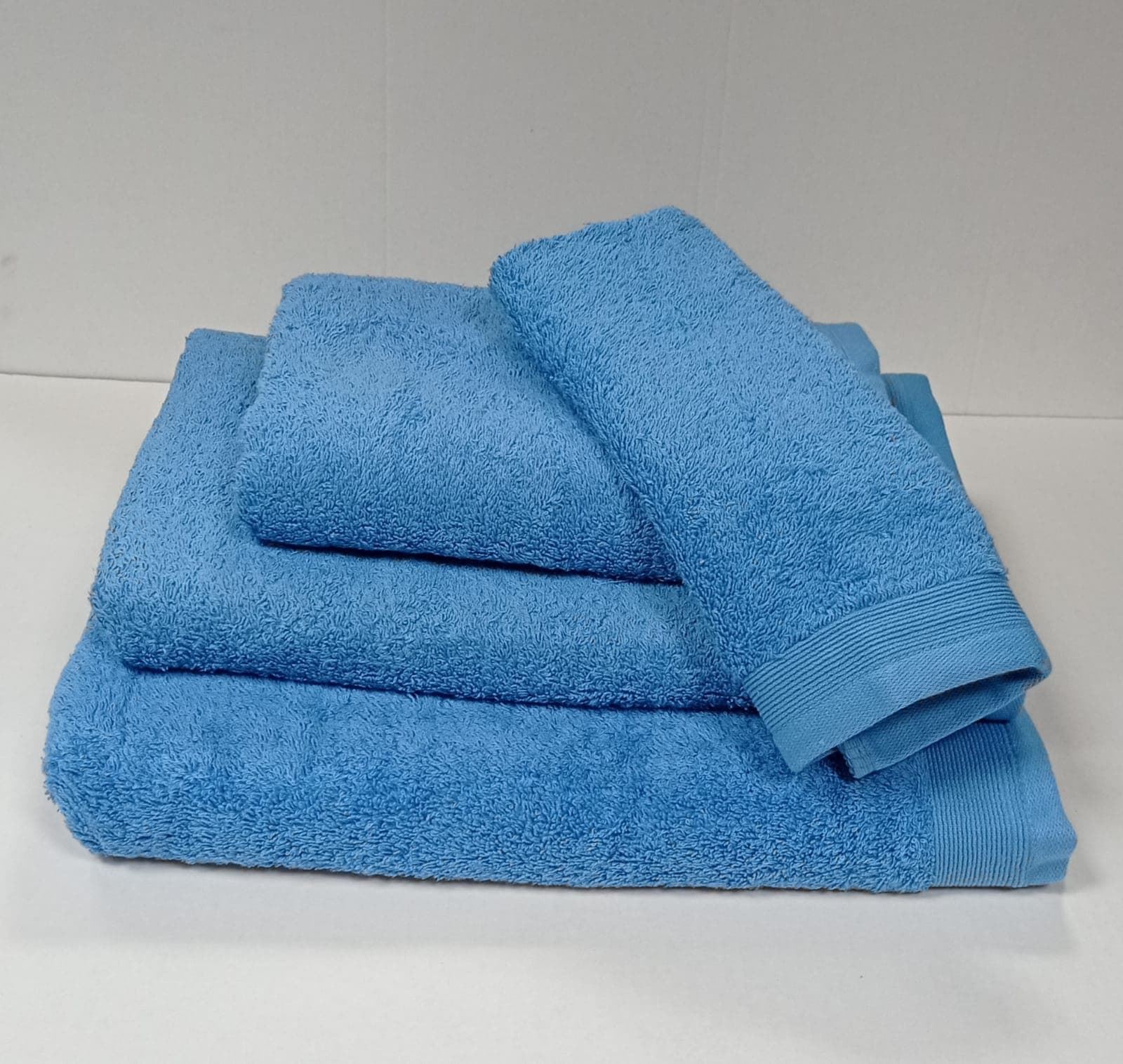 Toalla Trovador VENUS AZURE 100% Algodón 500gr - Imagen 1