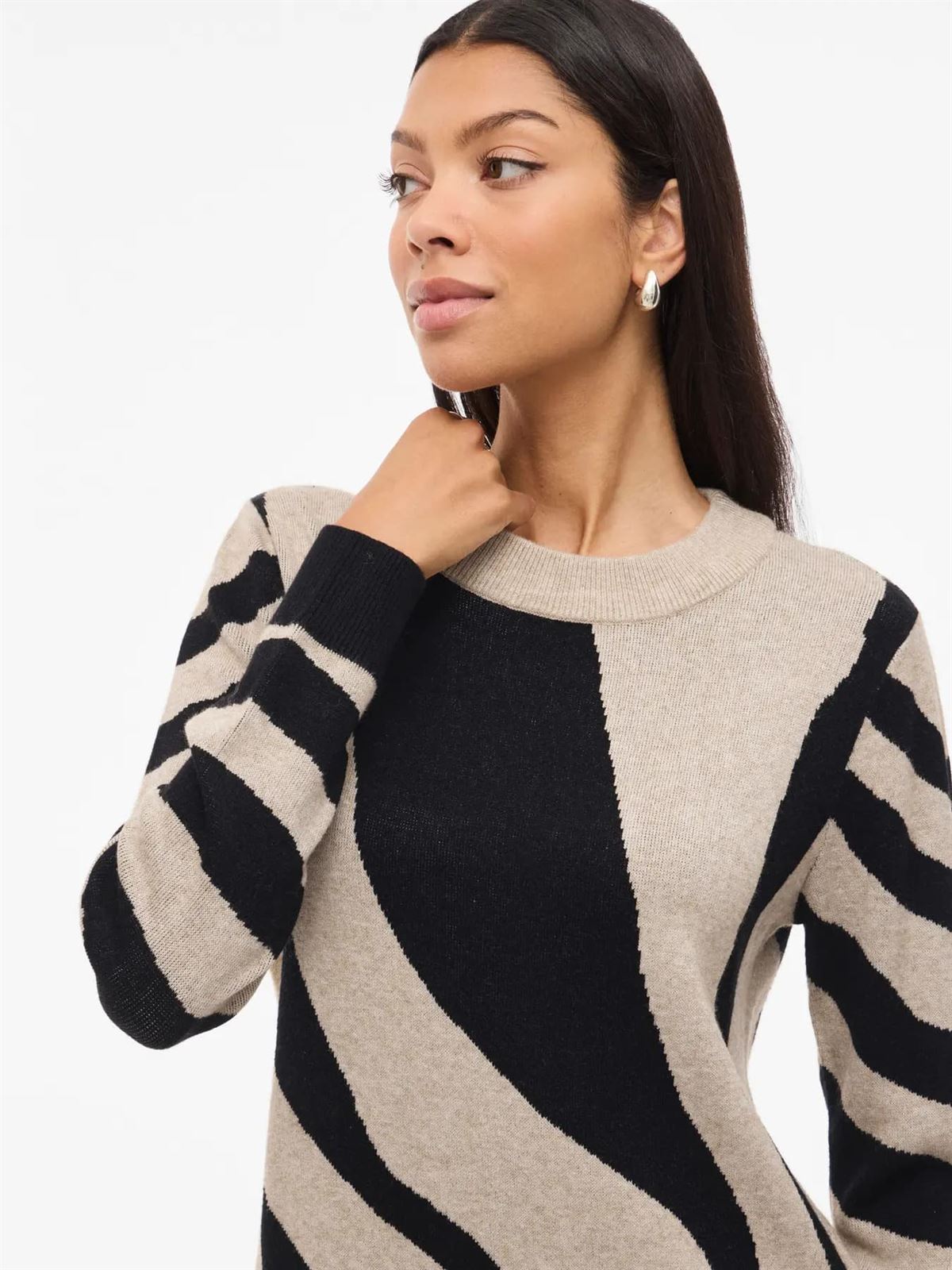 Vestido vitif beige/negro - Imagen 3