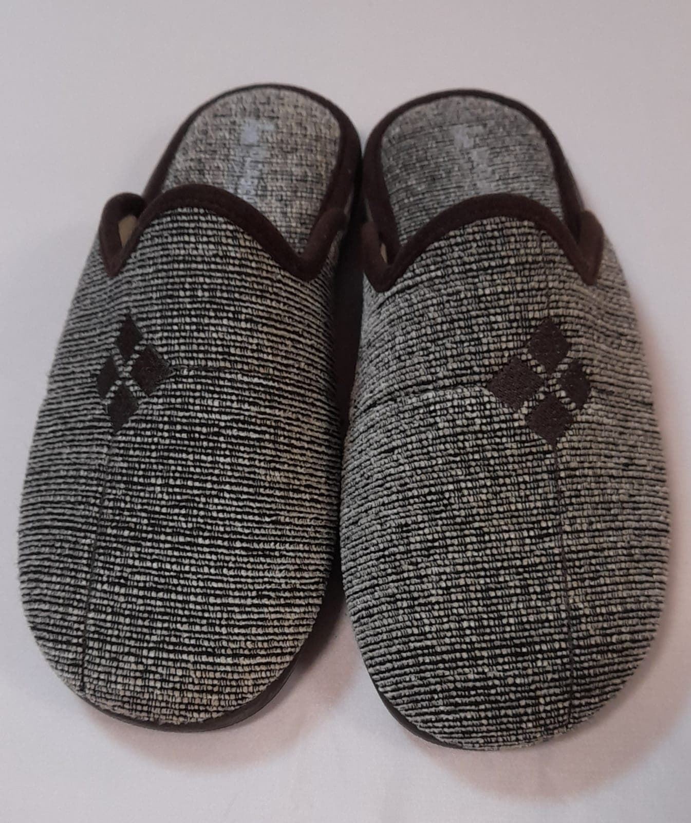 Zapatilla beig - Imagen 1