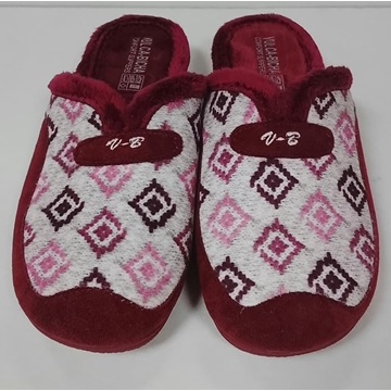 Zapatilla burdeos - Imagen 1