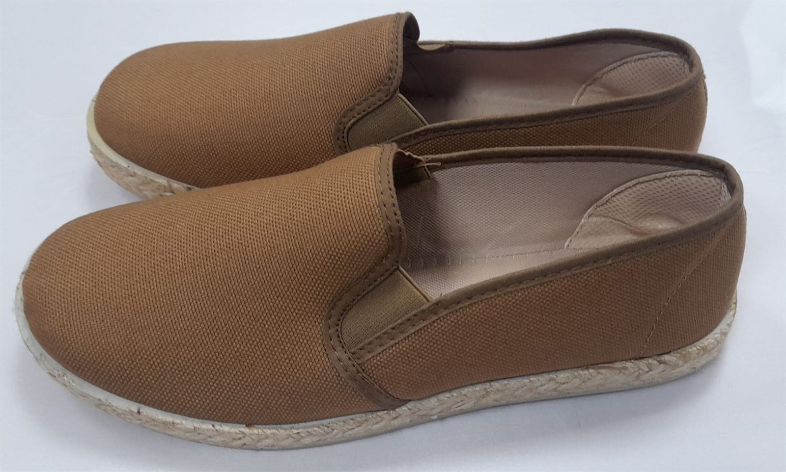 Zapatilla camel - Imagen 2