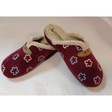 Zapatilla granate - Imagen 1