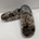 Zapatilla letras gris - Imagen 2