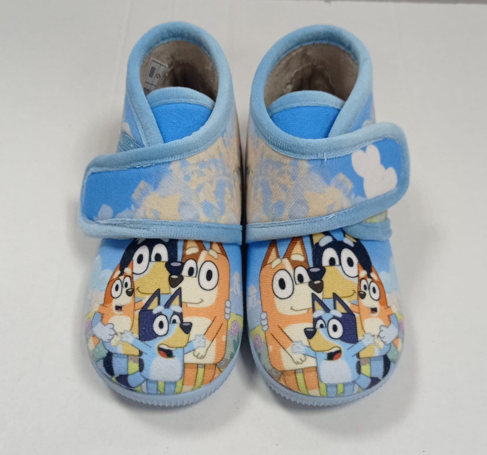 Zapatilla perritos celeste - Imagen 1