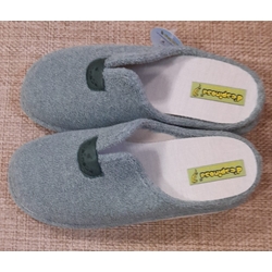 Zapatilla verde agua. - Imagen 2