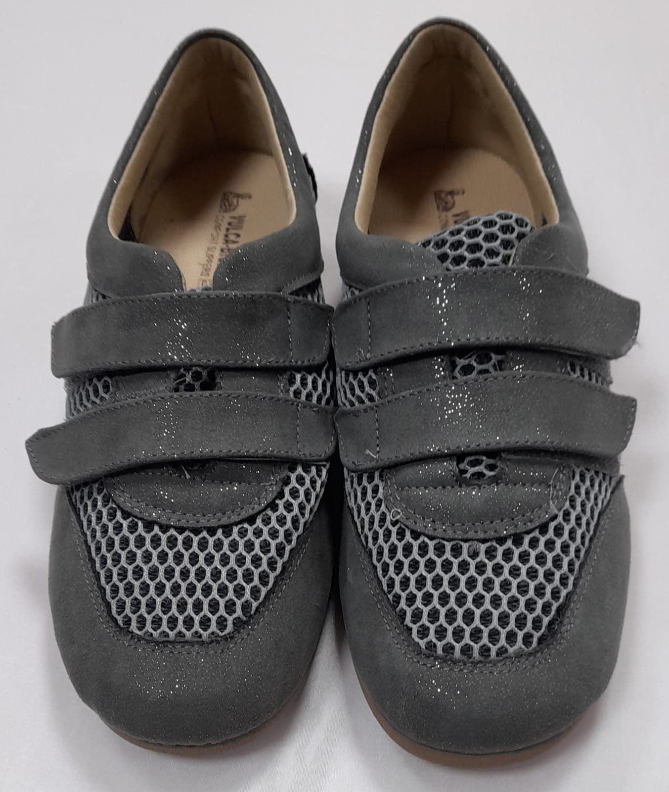 Zapato gris - Imagen 1