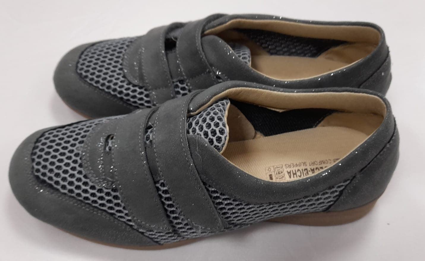 Zapato gris - Imagen 2