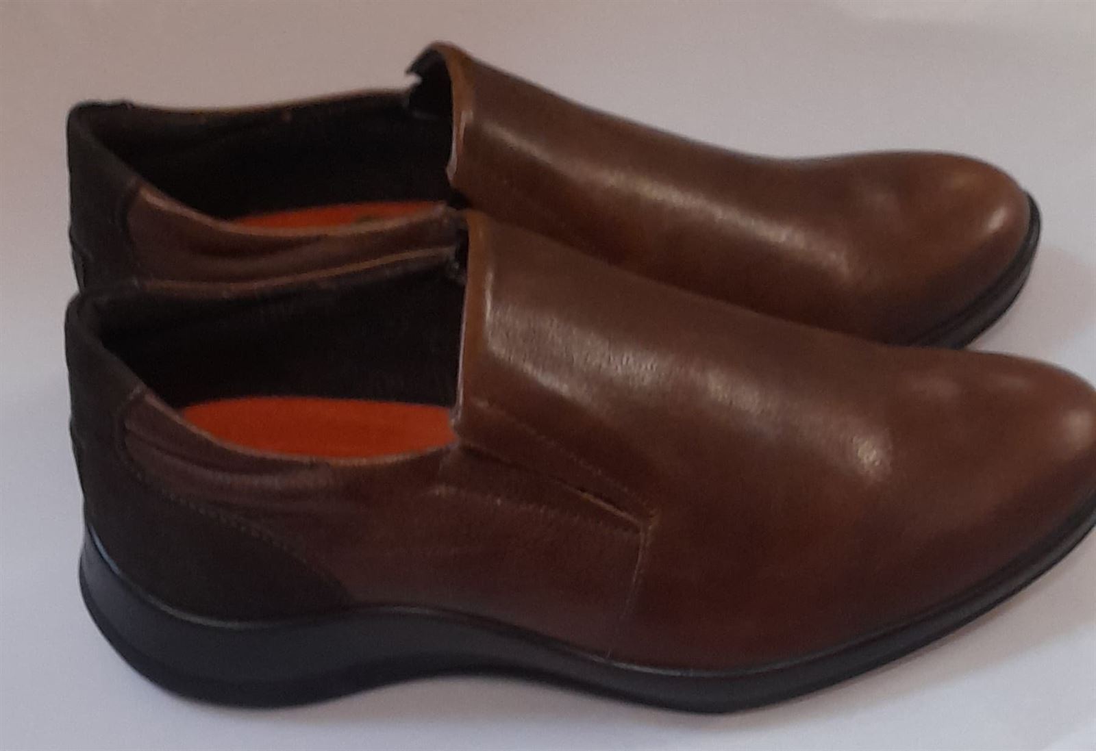 Zapato Komodo marrón - Imagen 1