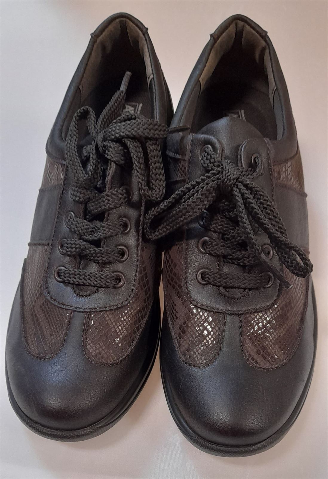 Zapato marrón L73 - Imagen 1